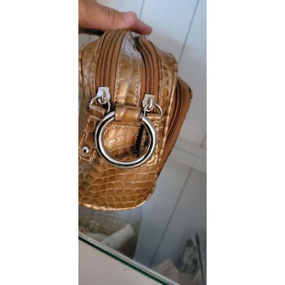 Kathy Van Zeeland Womens Pocketbook Golden Honey Croco Embossed Organizer Bag - Picture 16 of 16